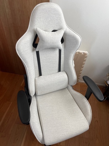 【ほぼ新品】ゲーミングチェア　定価36800