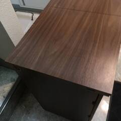 ミシン台＋ミシン　ジャンク品の画像