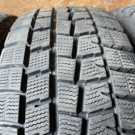 極上タイヤ　DUNLOP WM01 205/60R16 スタッドレス  タイヤ　2016年製　16インチ