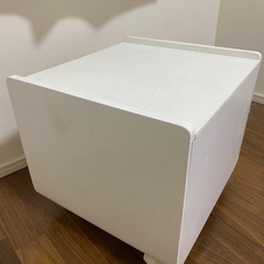 ベッドサイドボードの画像