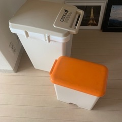 ゴミ箱の画像