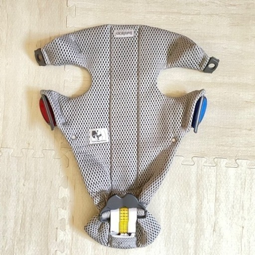 ベビージョルン　ベビーキャリーミニ　Airグレー