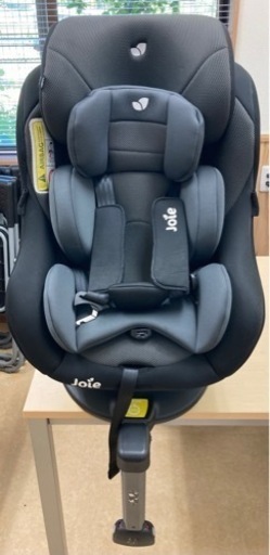 Joie チャイルドシート arc360°