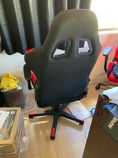 早い者勝ち！ゲーミングチェア割引中！DXRACER 交渉してください！早く処分したいので早い者勝ち！高級品！