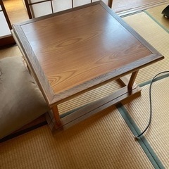 和室、旅館のような座卓