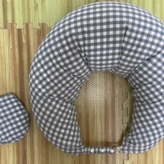 授乳クッション　枕の画像