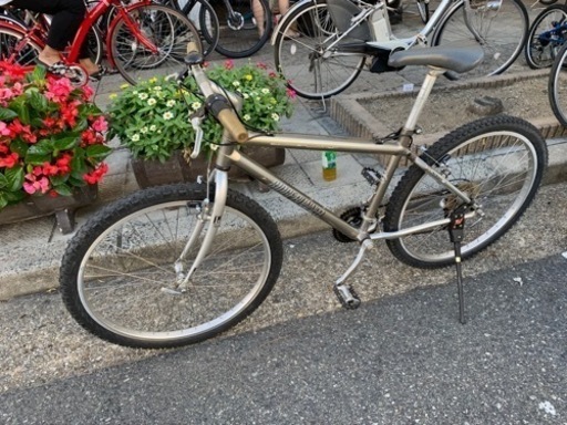 ??　MTB ２６インチ　シルバー　あまり乗ってない自転車