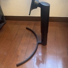 モニタースタンドの画像
