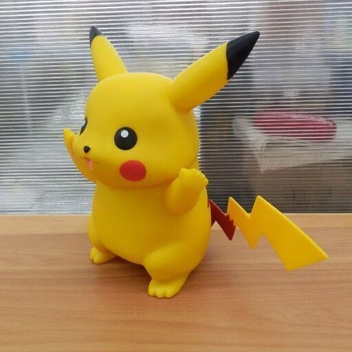 TOMY 元気なピカチュウ 全長29cm ポケモン ポケットモンスター 株式会社トミー 札幌市 西野店