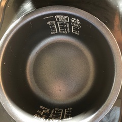 アイリスオーヤマ　炊飯器3合の画像