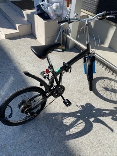 サス付き折りたたみ自転車