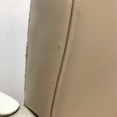 オフィスチェア アイボリーの画像