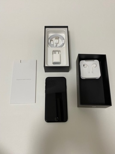 iPhone7 128GB ブラックA1779 SIMフリー