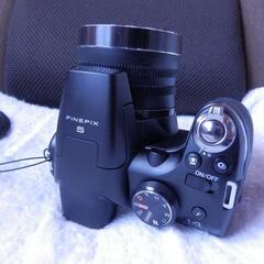 ❤️新品級❤️超望遠720mm★FinePix★S4500★動作品200倍ズームの画像