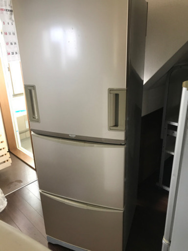 冷蔵庫　冷蔵庫　シャープ　345L 2004年製　勝田台駅から20KMまで物件まで配送無料