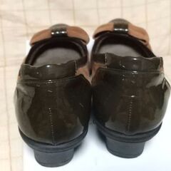★パンプス　靴　22.5 EEEの画像