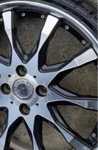 19インチホイール  (オマケで同じホイール4本あり)