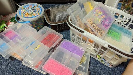 (取引中)アイロンビーズ大量＆縮小するおもしろいボール