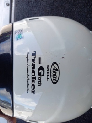 arai ヘルメット　ホワイト