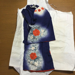 着物　花柄　青色