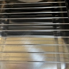 美品 2017年製 グリル数度使用 リンナイ LPガス用 ガステーブル【KGM33NDGL】左強火 水無し片面焼きグリル 説明書、元箱付の画像