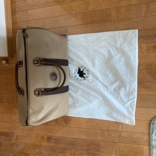 ハンティングワールドボストンバックお譲りします