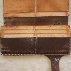 オーダーメイドの長財布の画像