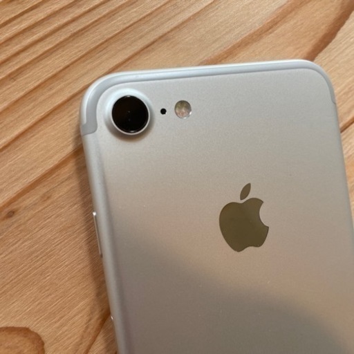 iPhone7 32g ホワイト ほぼ新品 