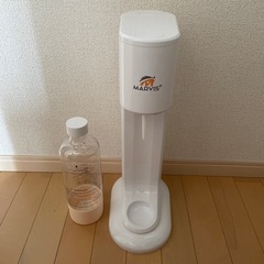 炭酸水メーカーの画像