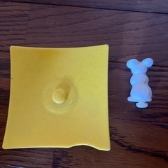 シリコンカップ蓋とシリコンコースターの画像