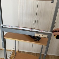 キャスター付ラックの画像