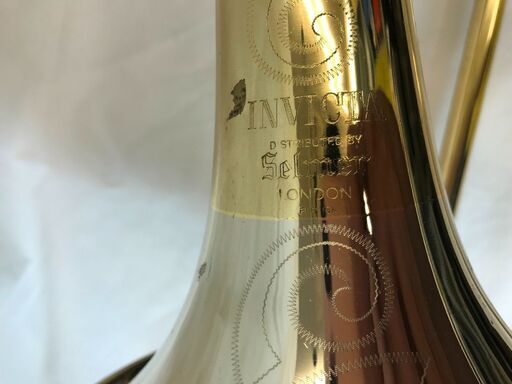 新入荷！！　SELMER INVICTA　トロンボーン　動作未確認　ハードケース付き