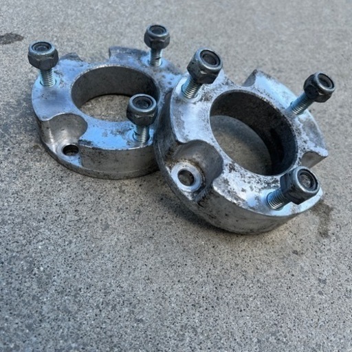 ハイラックスサーフ  185 フロント リフトアップスペーサー　3cm