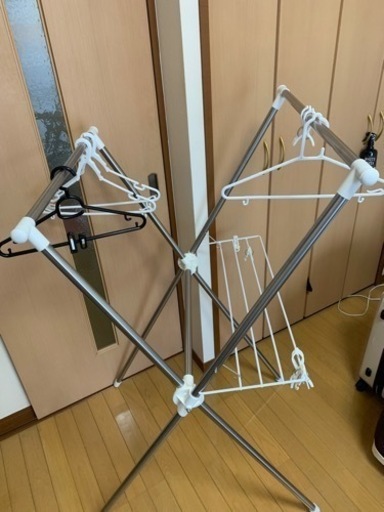洗濯物干し　沖縄の方で手渡しのみ7/6までの記載お早めに