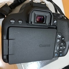 《かなり美品》Canon EOS Kiss X9i wズームキットの画像