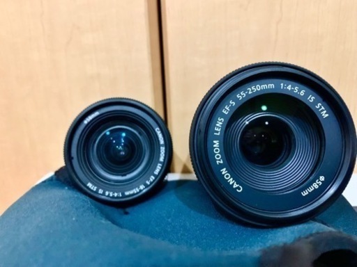 《かなり美品》Canon EOS Kiss X9i wズームキット