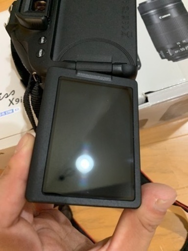 《かなり美品》Canon EOS Kiss X9i wズームキット