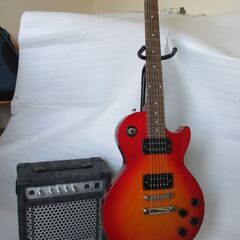 （お話し中）エレキギターEpiphone LesPaul　Studio