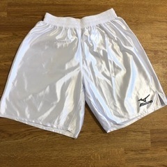 <ミズノ>サッカー用ハーフパンツ　白と青　2枚セットの画像