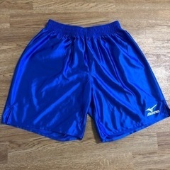 <ミズノ>サッカー用ハーフパンツ　白と青　2枚セットの画像