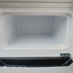 ET1326番⭐️Hisense2ドア冷凍冷蔵庫⭐️の画像
