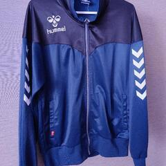 hummelのジャージ