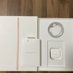 値下げしました　 iPad 6世代　2018  128GB ゴー...