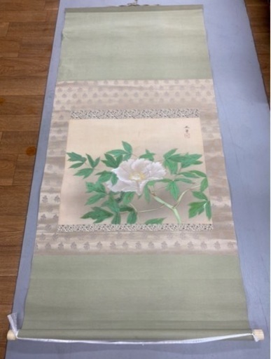 I647  正筆　リアリティある美しい白い花の絵の掛け軸