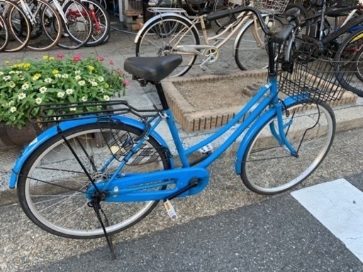 ??ママチャリ　２６インチ　青　カギ　付き