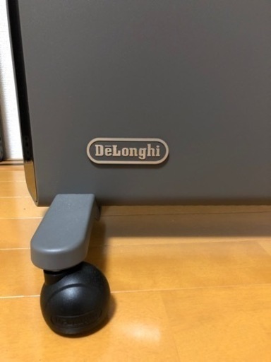 デロンギ　パネルヒーター