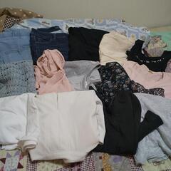 自宅駐車場フリマS～Mレディース服1枚200円均一開催しますの画像