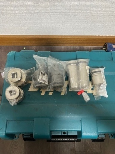 マキタインパクトレンチ　6.0Ah18vバッテリー新品3個付き