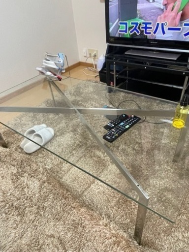 洗濯機、ソファ、冷蔵庫、テレビ台、机、テレビ、自転車、電子レンジ、炊飯器