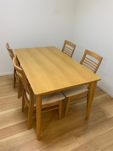 ダイニングテーブル＆椅子